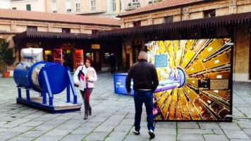 L'installazione Meet LHC in piazza a Campobasso