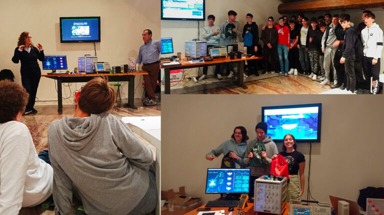 fotografie di studenti che seguono il laboratorio sui raggi cosmici