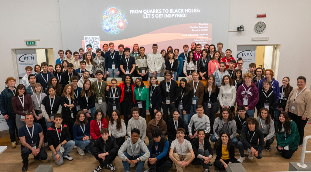 foto di gruppo della classe 2023 di INSPYRE ai Laboratori Nazionali di Frascati