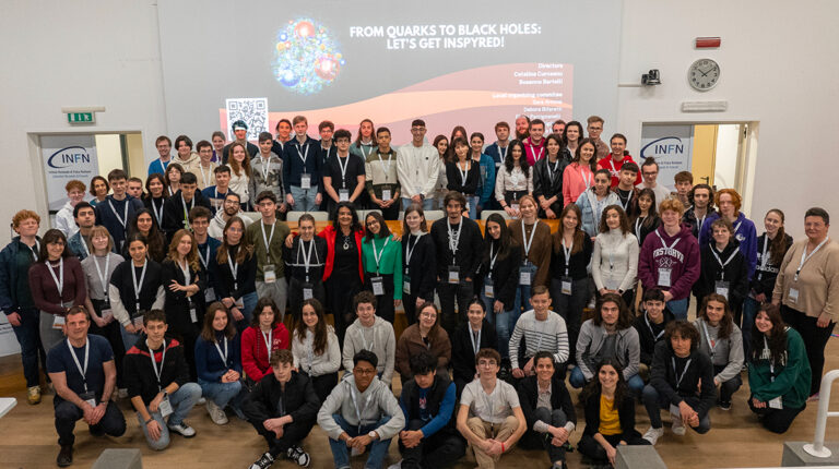 foto di gruppo della classe 2023 di INSPYRE ai Laboratori Nazionali di Frascati