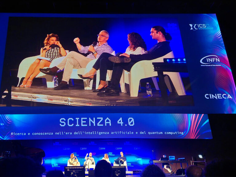 Antonio Zoccoli, Michela Milano e Daniele Ottaviani durante l'evento Scienza 4.0